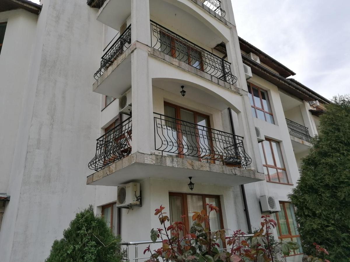 Triumph Holiday Village Sveti Vlas Exteriör bild