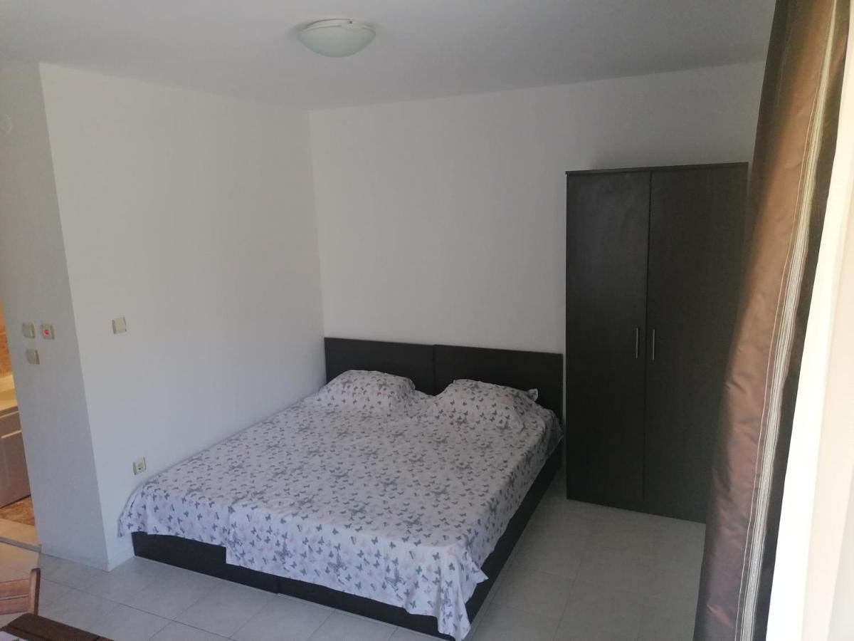 Triumph Holiday Village Sveti Vlas Exteriör bild